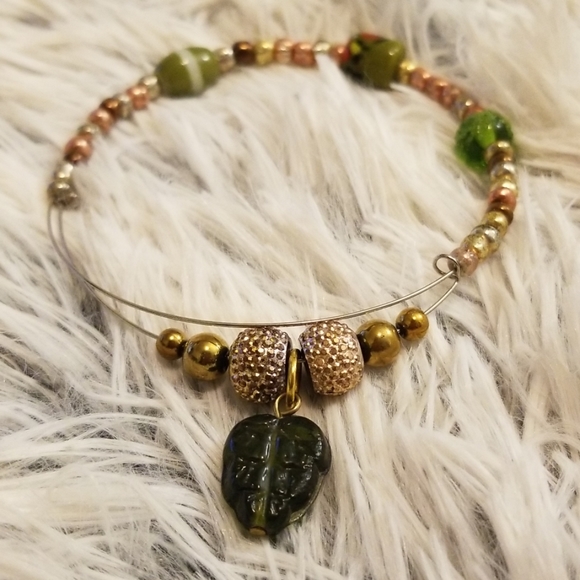 Beaded charm bangle bracelet set of 3 - Picture 5 of 5